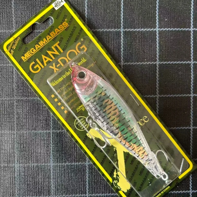 Silueta 3D tipo lápiz para lubina