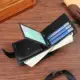 Cartera retro de piel PU para hombre con múltiples bolsillos