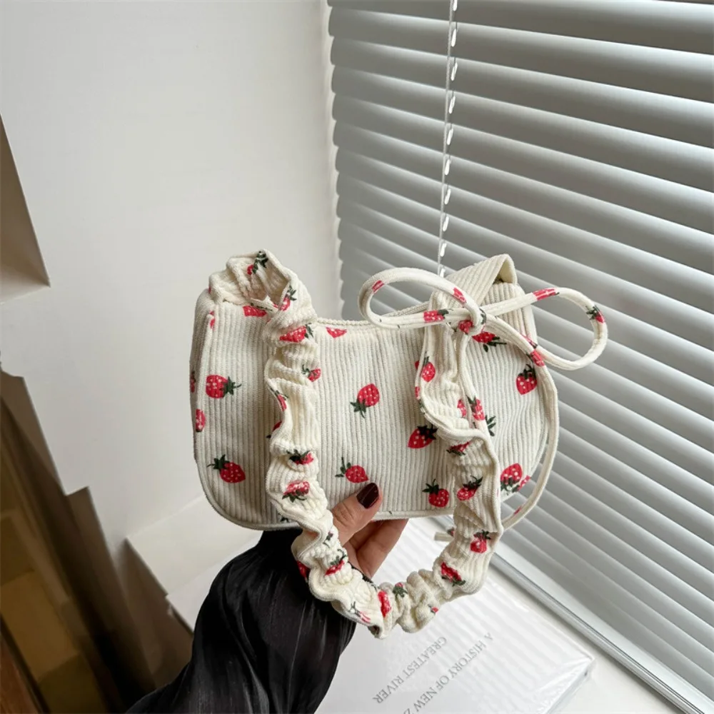 Bolso tote de pana dulce con cremallera y diseño de fresa Y2K - imagen 5