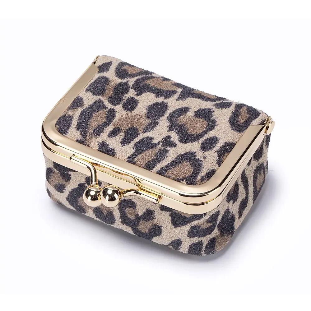 Estuche porta-moneda de cuero con cierre Kiss Lock estampado leopardo - imagen 3