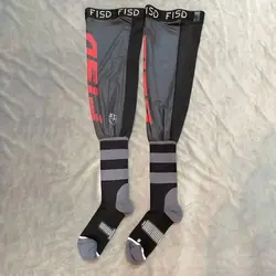 Rodilleras elásticas para motocross con diseño antideslizante