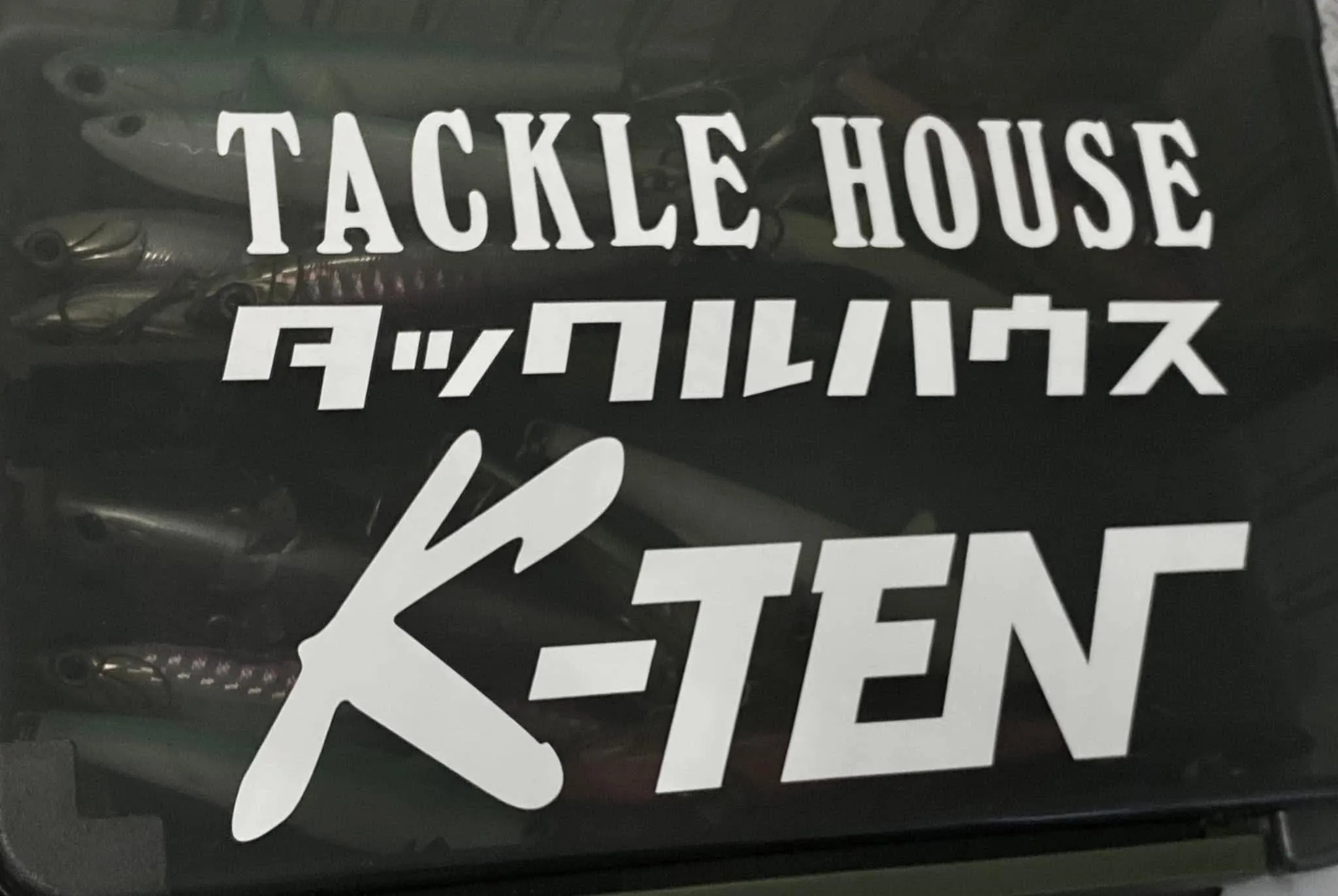 Señuelo flotante Tackle House k ten Blue Ocean