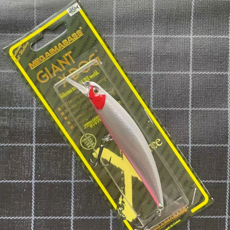Señuelo MEGAIMABASS tipo pez pequeño M095