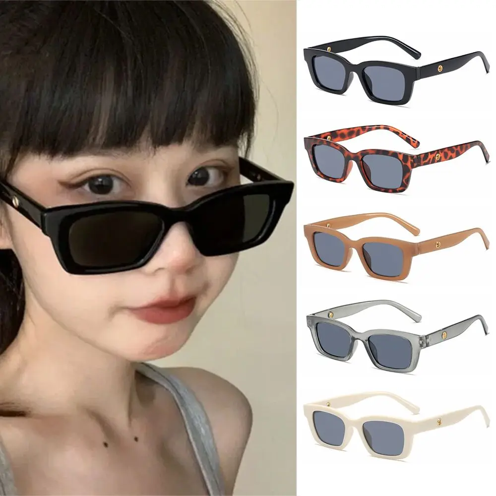 Gafas de sol vintage rectangulares con protección UV400 para mujer - imagen 4