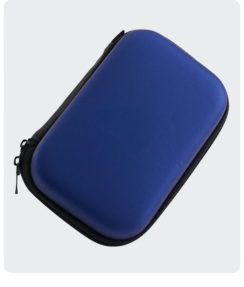 Bolsa abierta mostrando los compartimentos interiores