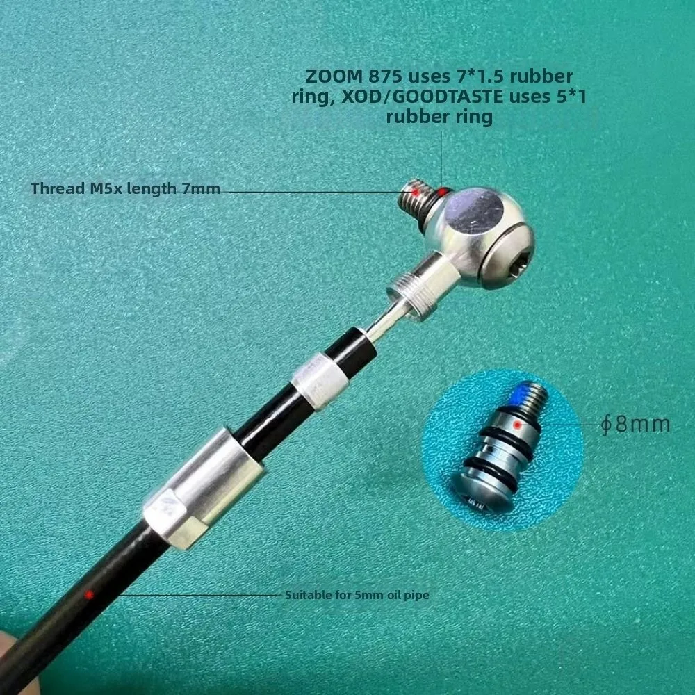 Compatible con tubos y tornillo M5