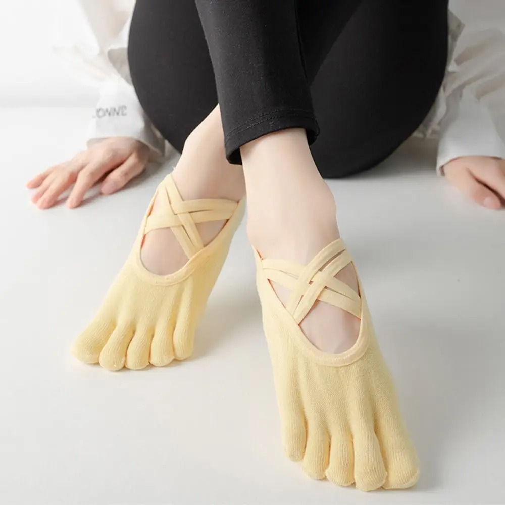 Calcetines de yoga cinco dedos con agarre