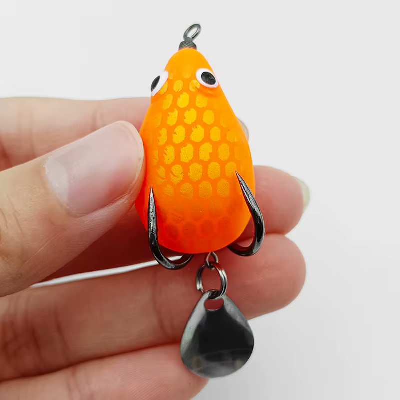 Señuelo Rana ShareShark con Purpurina – Doble Anzuelo para Lubina y Lucio - imagen 2