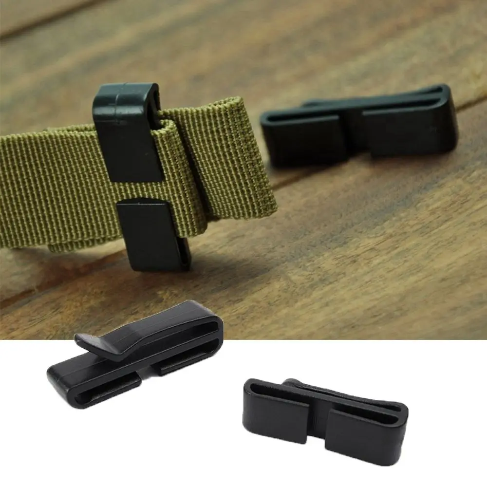 Hebillas negras con clip y sistema Molle para mochila de camping