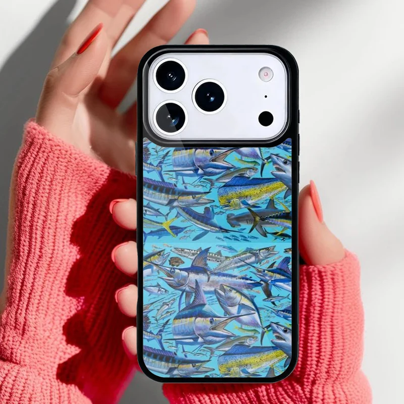 Funda vista trasera con detalle del pez