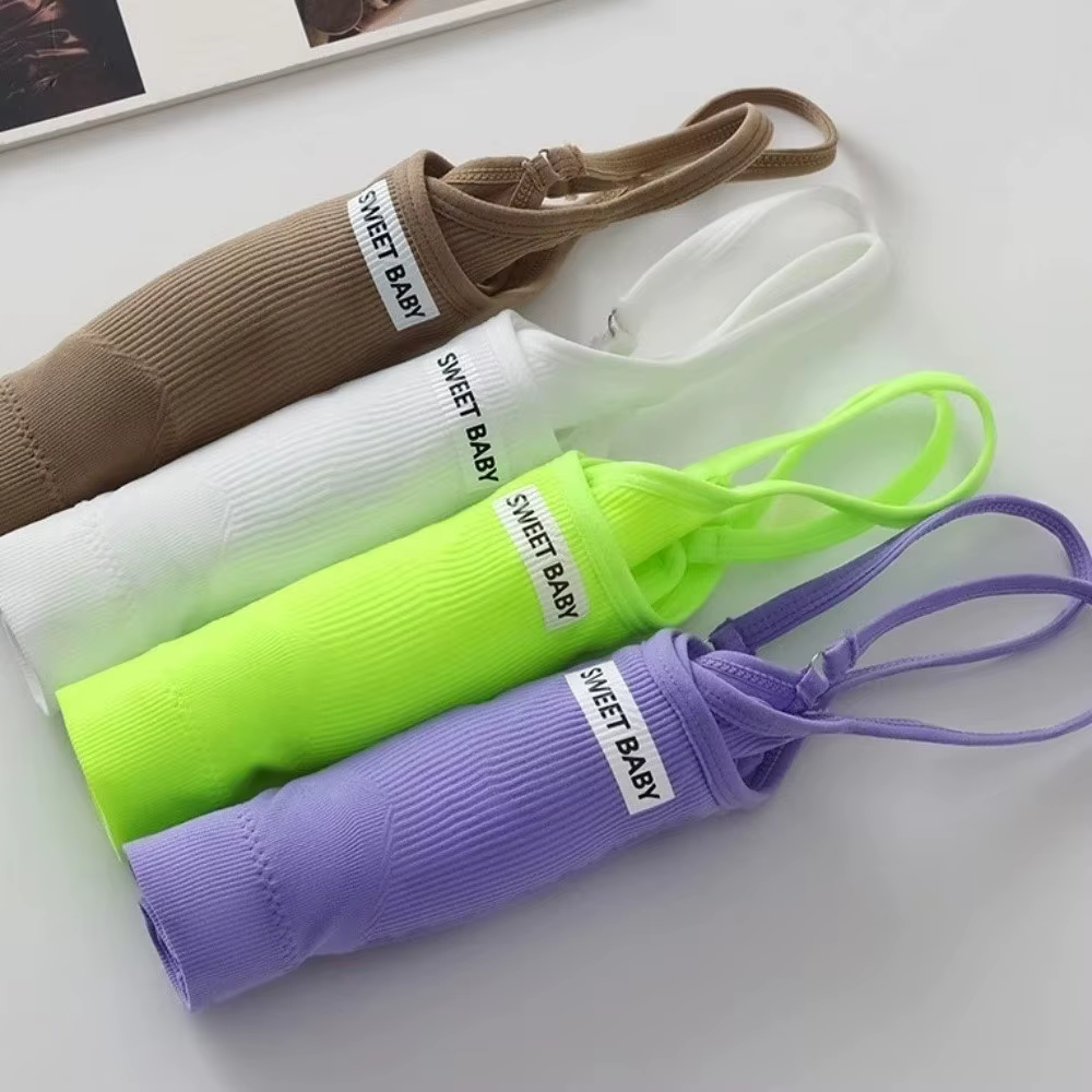 Conjunto Deportivo Mujer Elástico – Chaleco y Pantalones Cortos - imagen 4