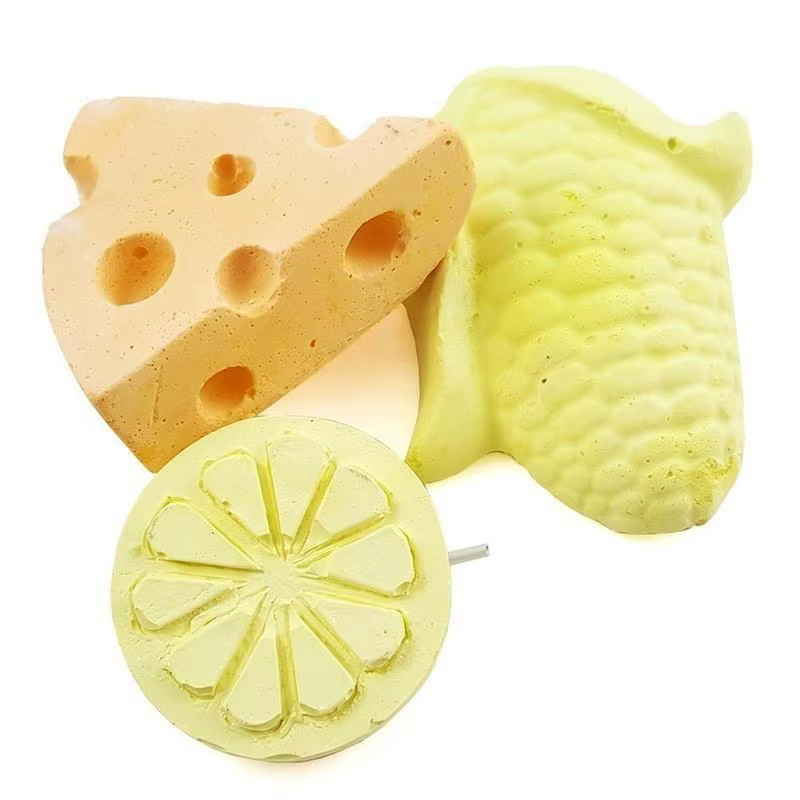Juguete mordedor de piedra para perros pequeños – maíz, queso o naranja - imagen 2