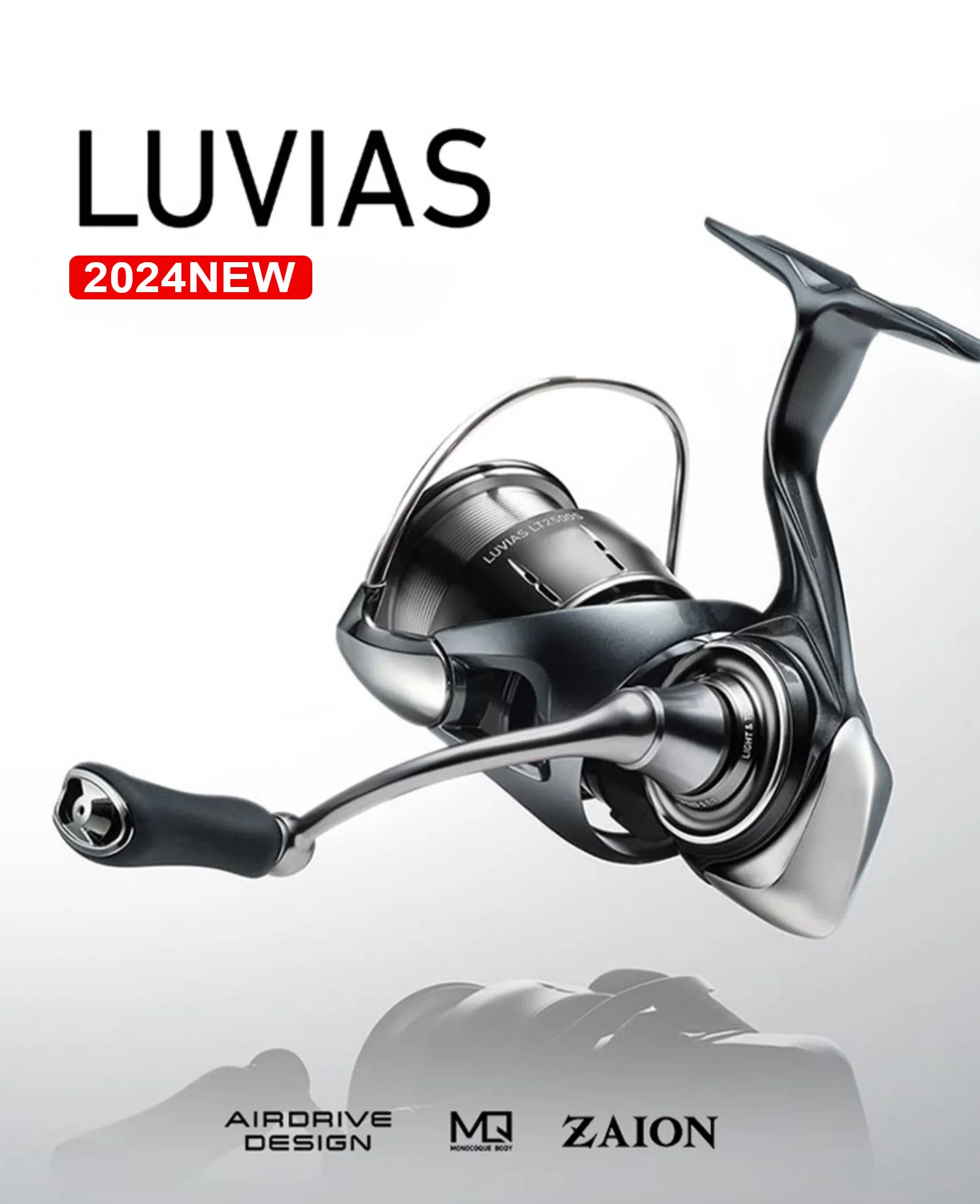 Vista lateral del carrete DAIWA LUVIAS LT/PC LT mostrando su cuerpo compacto y ergonómico
