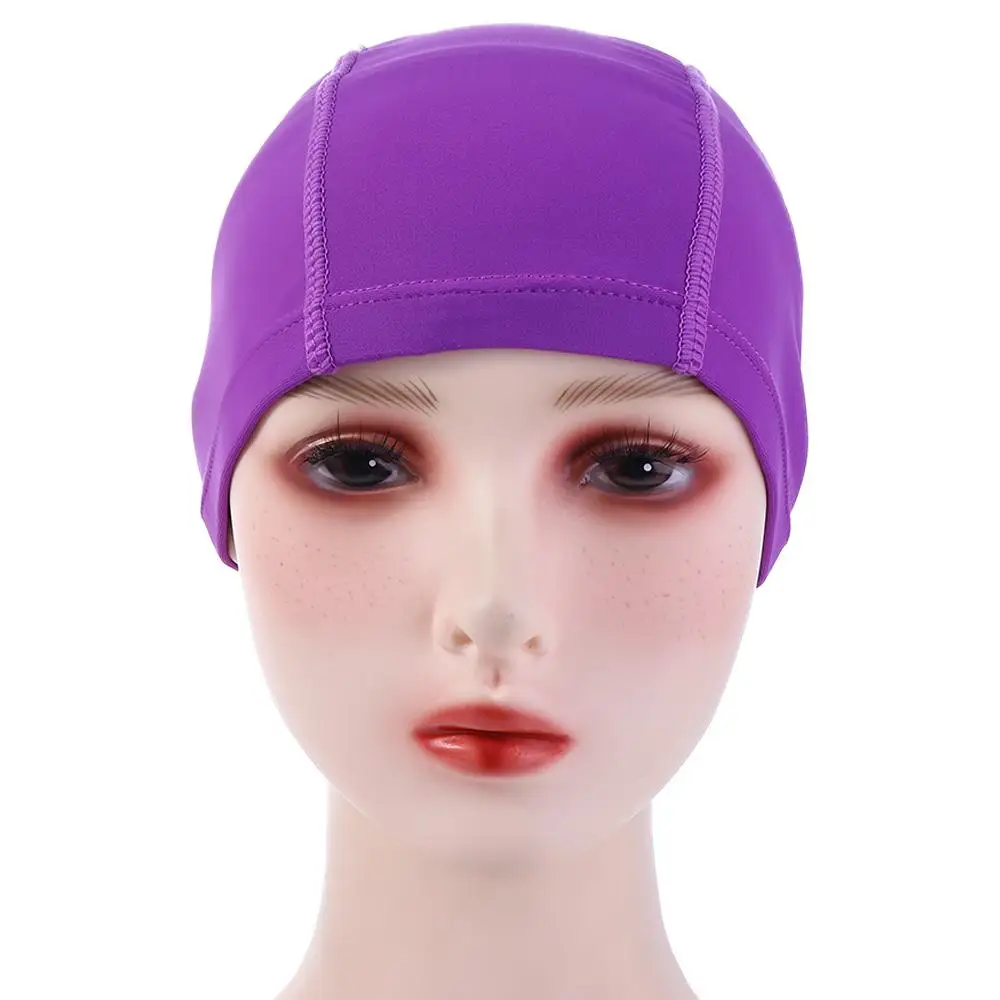 Gorro de baño para natación con colocación sencilla