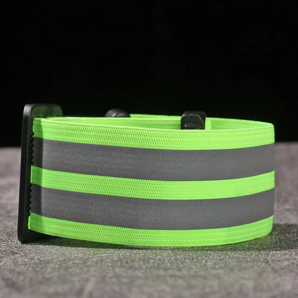 Brazalete reflectante para bicicleta con tira en manos y piernas - imagen 2