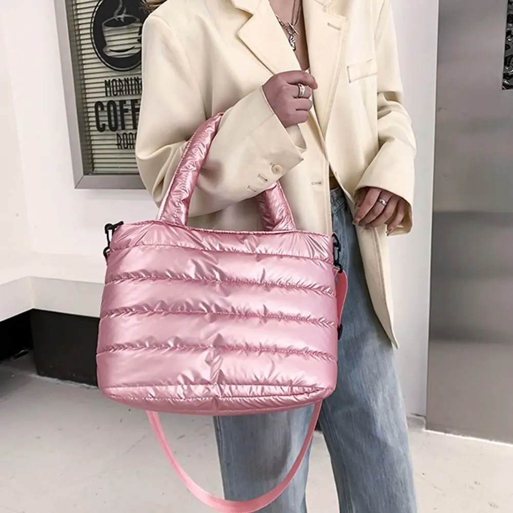 Detalles del acolchado y la forma puffer