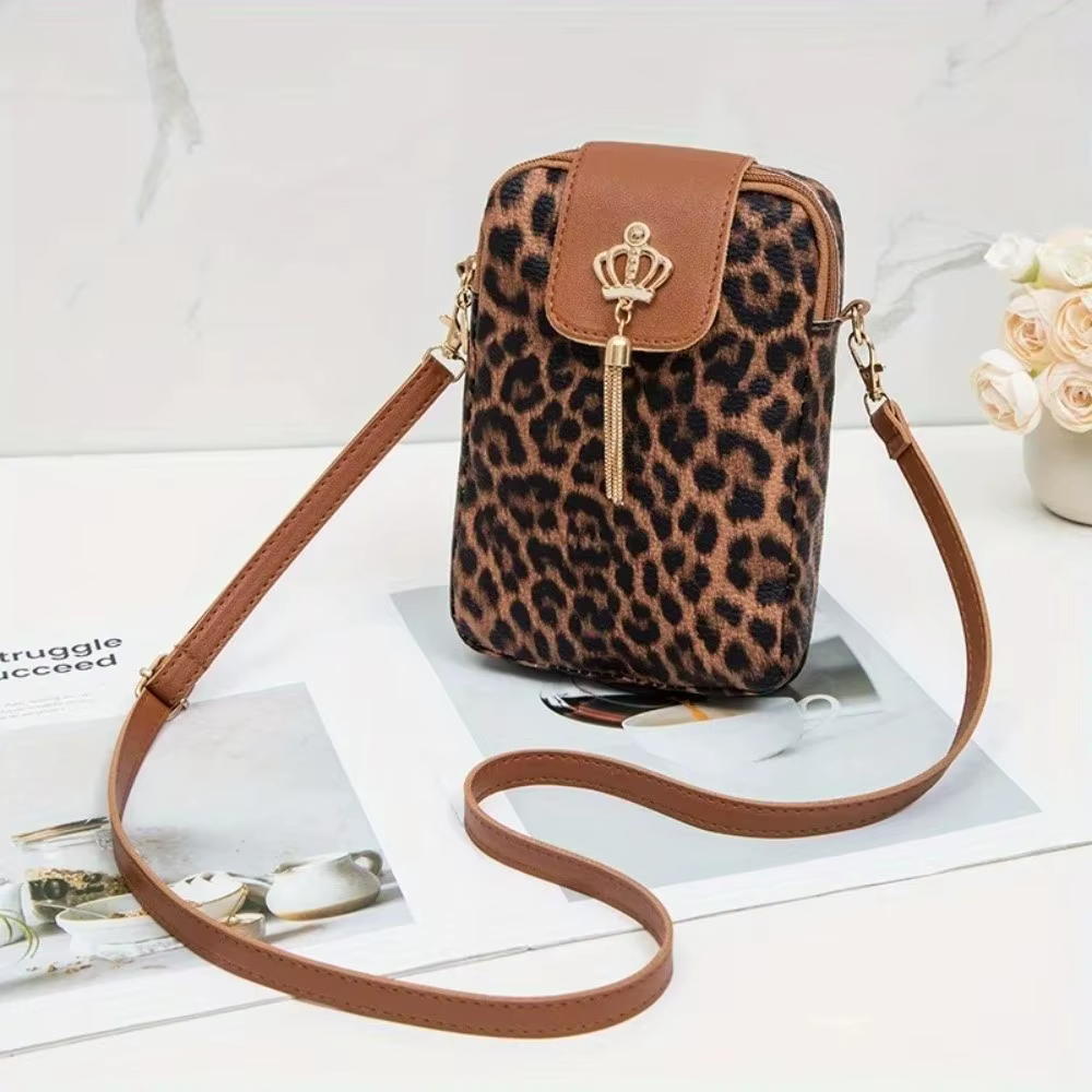 Bandolera Mini para Mujer con Estampado Leopardo y Colgante - imagen 2