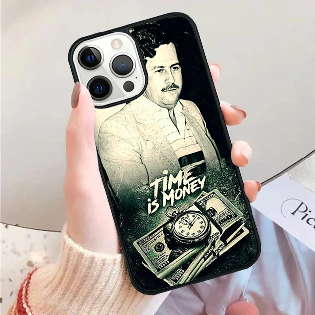 Funda flexible adaptada al contorno del iPhone