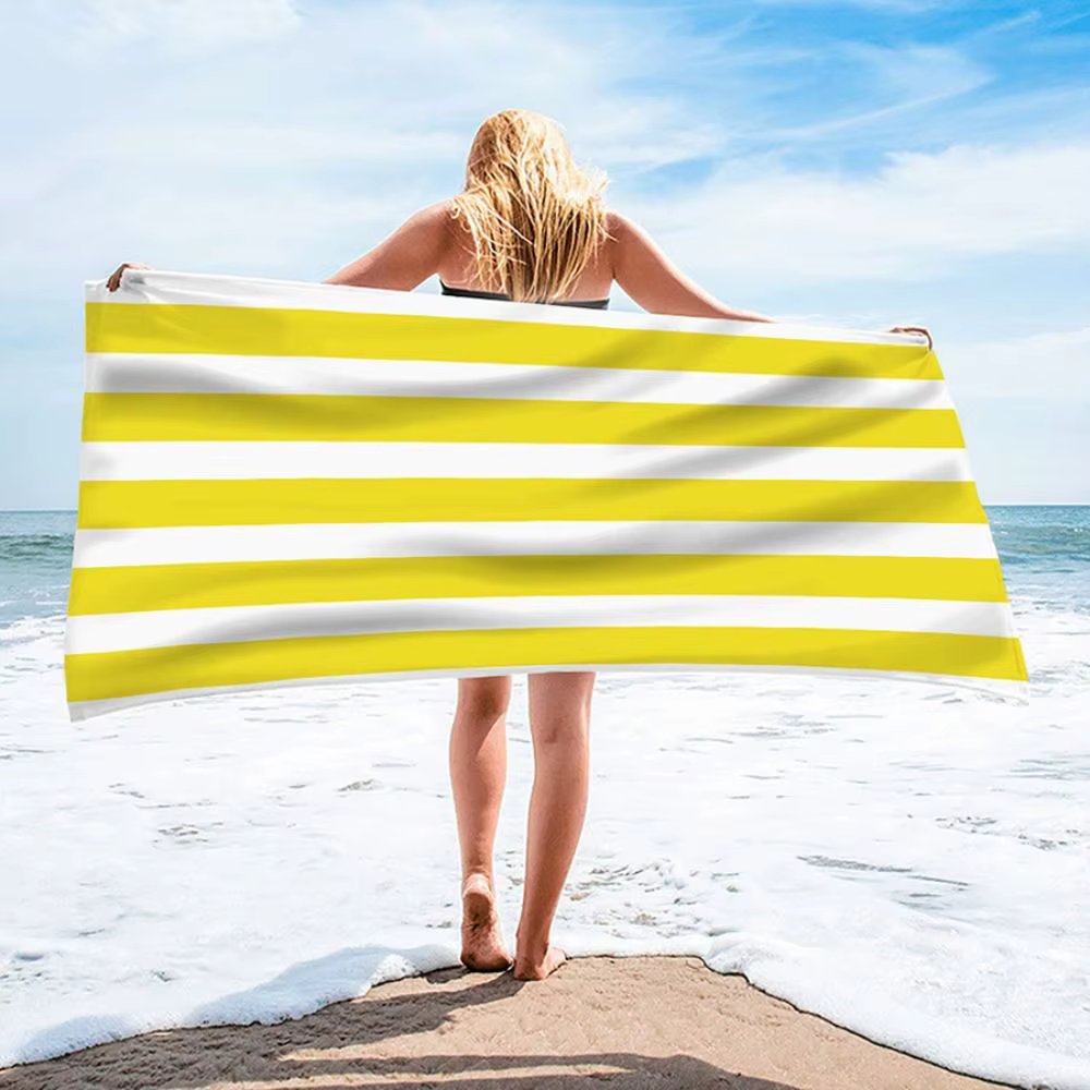 Toalla Microfibra Playa Rayas, Ligera y Absorbente – Viajes y Piscina - imagen 3