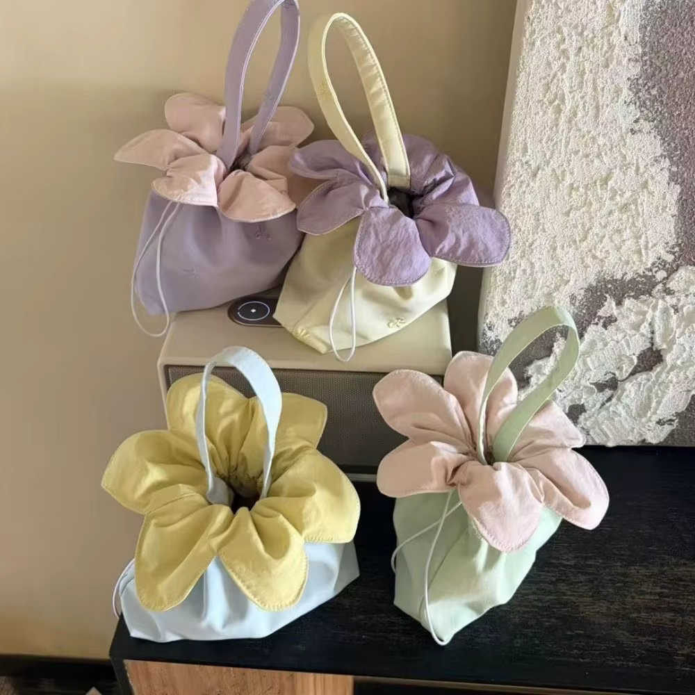 Bolso de cordón floral – Poliéster resistente y ligero - imagen 4