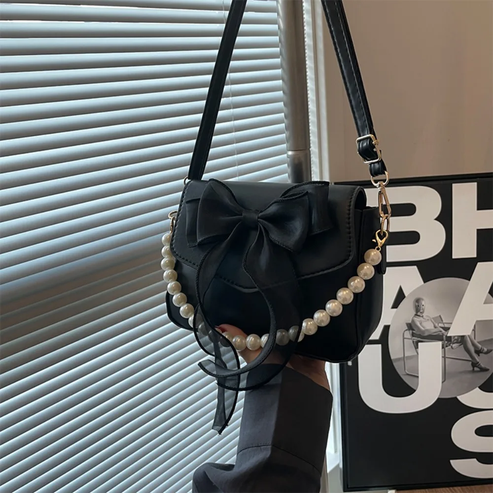Bolsa de hombro bandolera de perlas PU con cadena y lazo - imagen 4