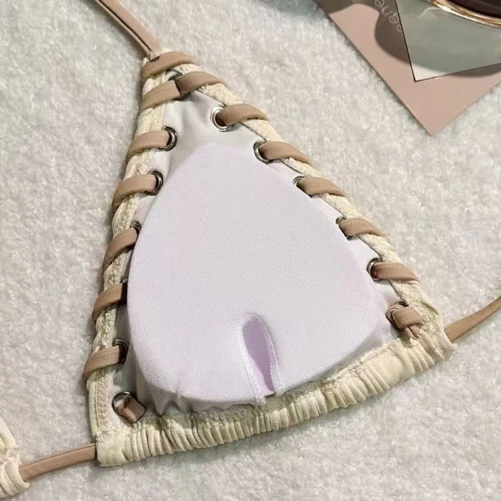 Bikini halter con tiras cruzadas para fiestas - imagen 3