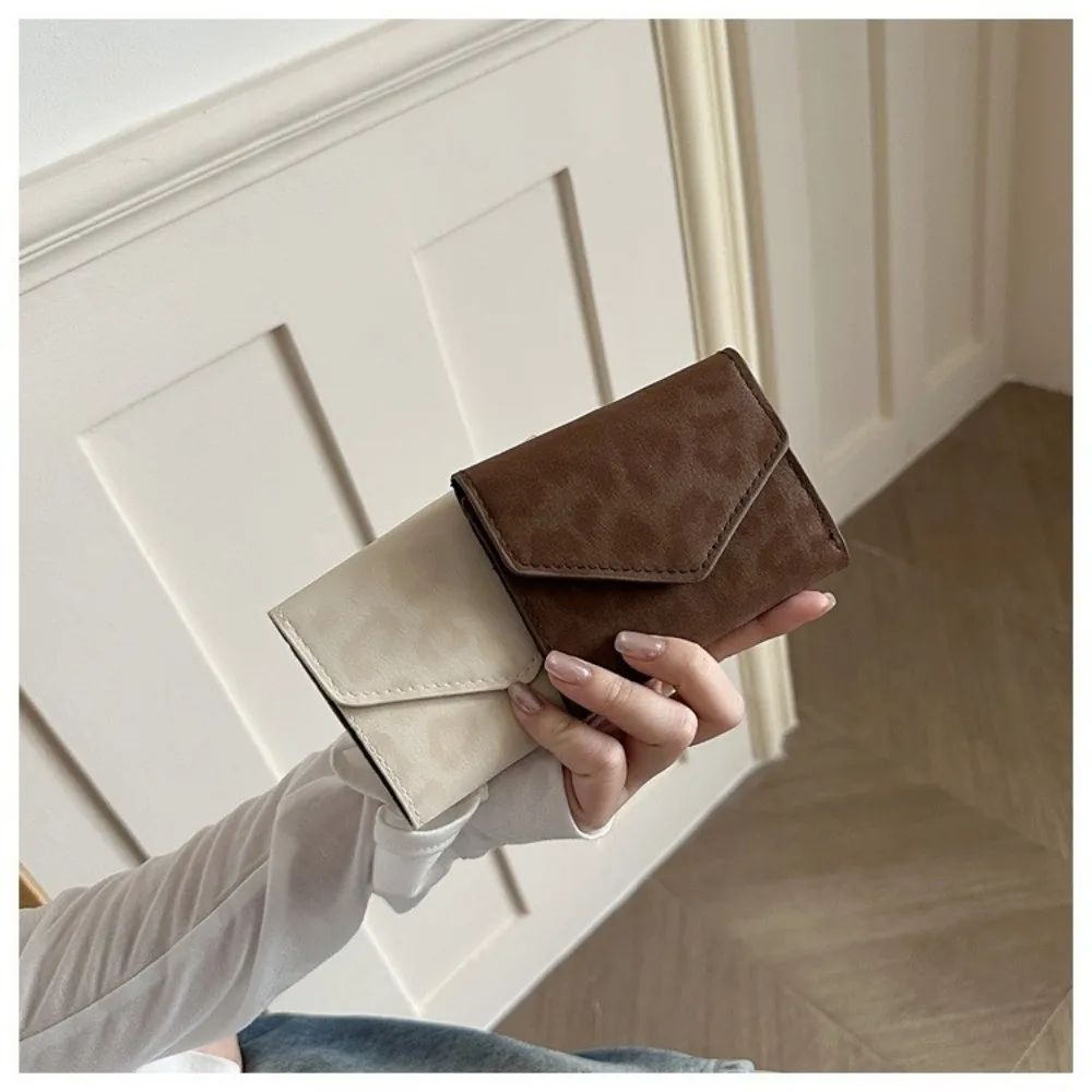 Monedero retro Tri-Fold leopardo con tarjetero compacto - imagen 5