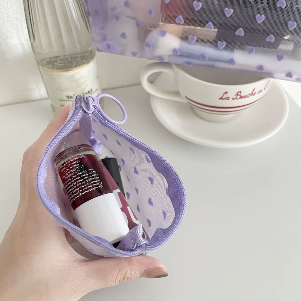 Bolsa de malla con corazones – Organizador de viaje - imagen 3