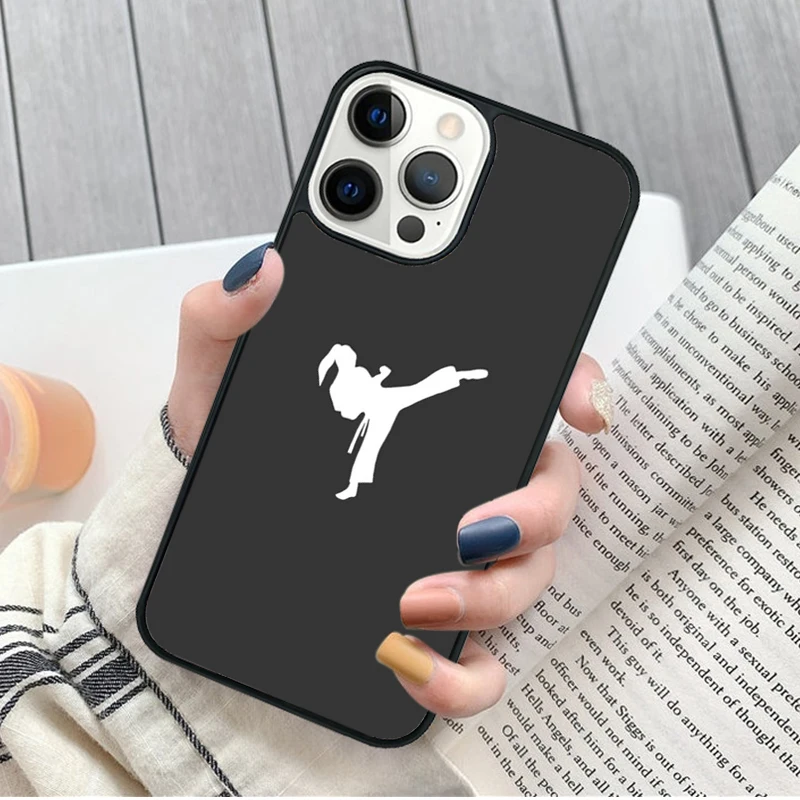 Comparativa del perfil de la funda — vista lateral con botones accesibles