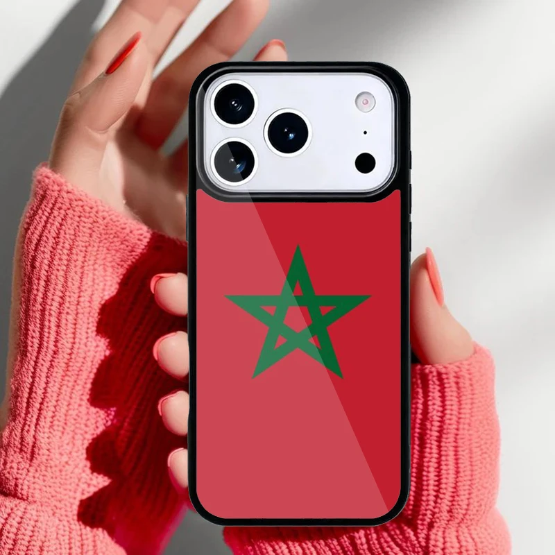 Detalle del escudo de armas de Marruecos en la funda