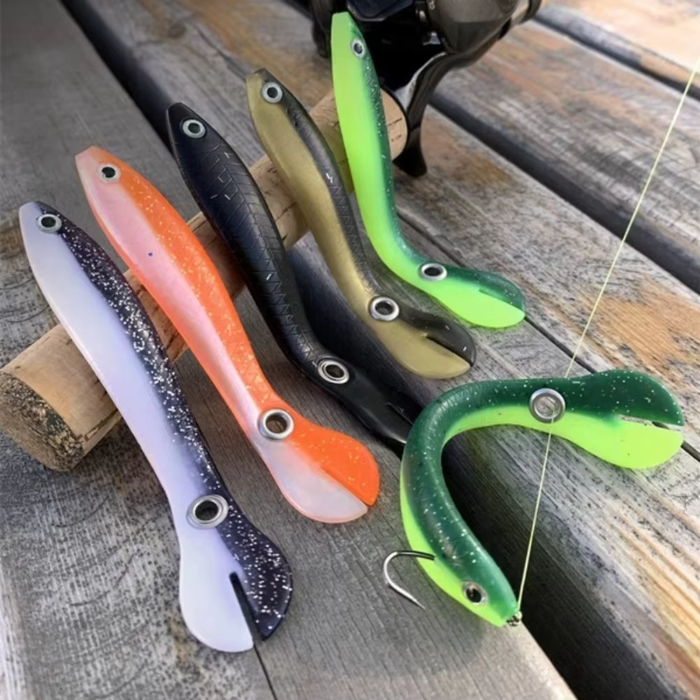Señuelo de Silicona Biónico Loach con Rattler – Para Lubina y Pesca Marítima - imagen 4