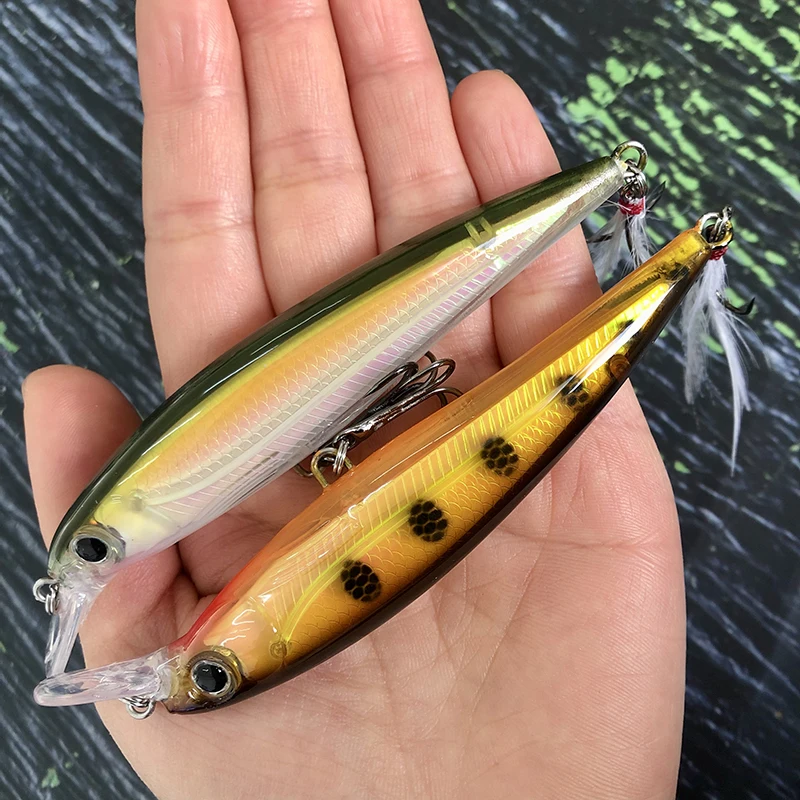 Señuelo swimbait flotante pececillo con plumas para lucio - imagen 3