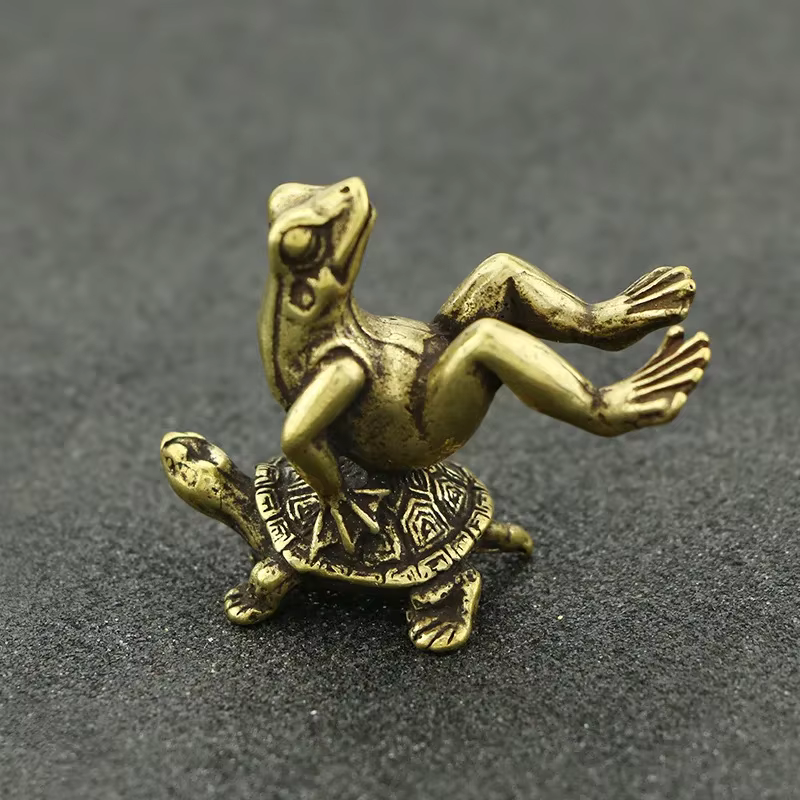 Conjunto Mascotas Rana y Tortuga en miniatura – Latón antiguo para escritorio