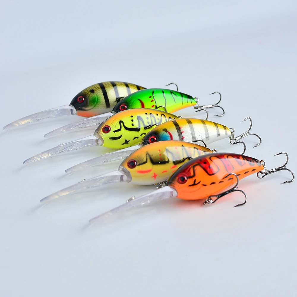 Señuelo LEOSPORT junto a otros accesorios de pesca