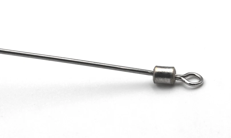 Conector instalado en una línea de pesca de 2,2 mm