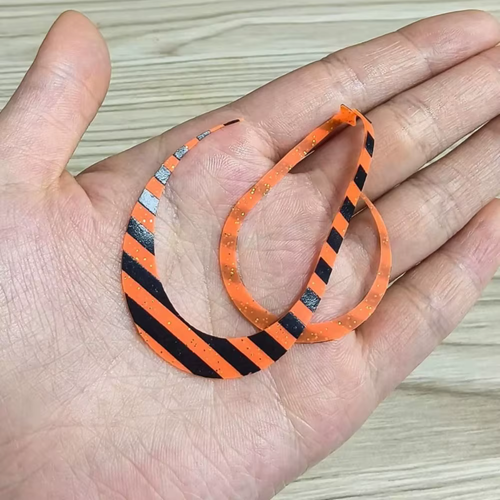 Colas Vinilo para Jig en Forma de S con Brillo UV – 4.3″ - imagen 4
