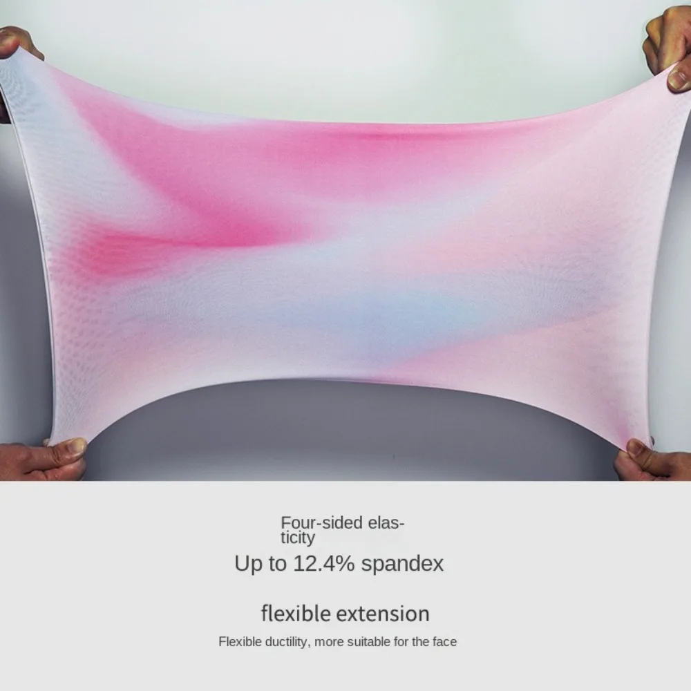 Pañuelo multifuncional con diseño estampado