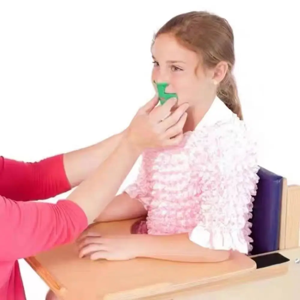 Entrenamiento de músculos orales con silbato nasal