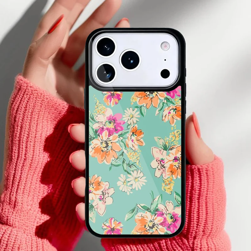 Funda con flores tropicales en uso cotidiano