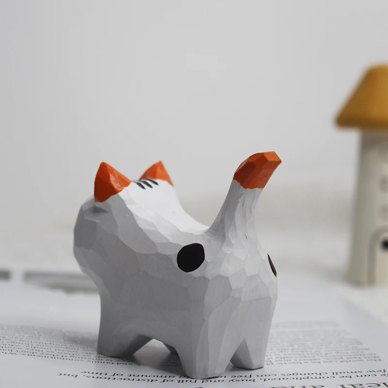 Adorno de gato tallado en madera hecho a mano para escritorio - imagen 4
