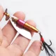 Señuelo giratorio con pluma lentejuelas para lubina y trucha - imagen 2