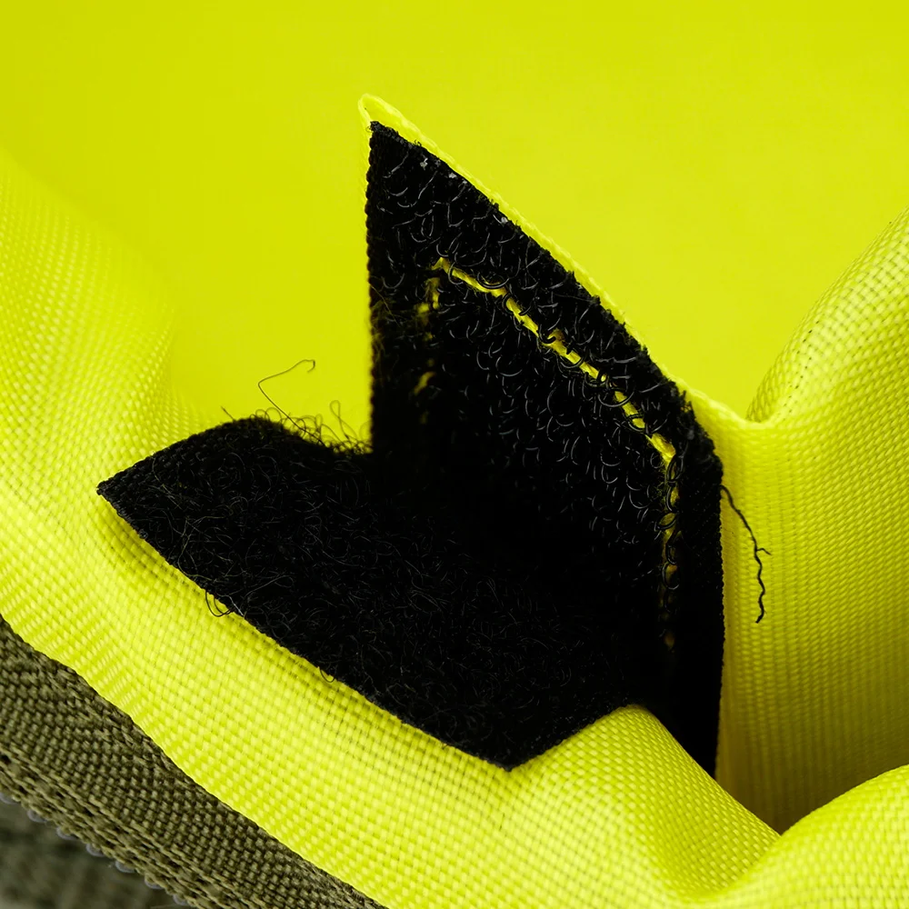 Mochila impermeable en uso exterior