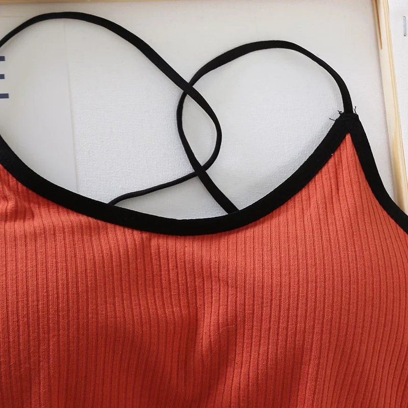 Look veraniego con top corto