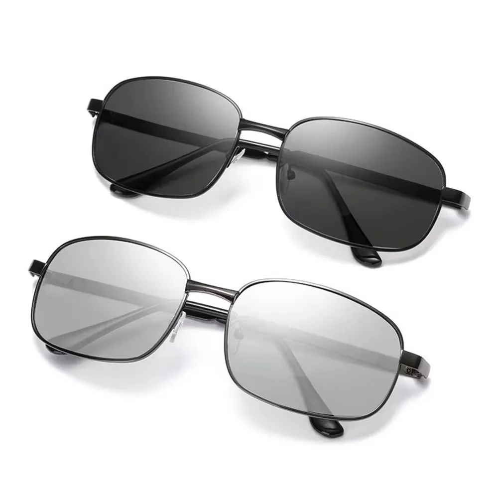 Gafas fotocromáticas en diferentes intensidades