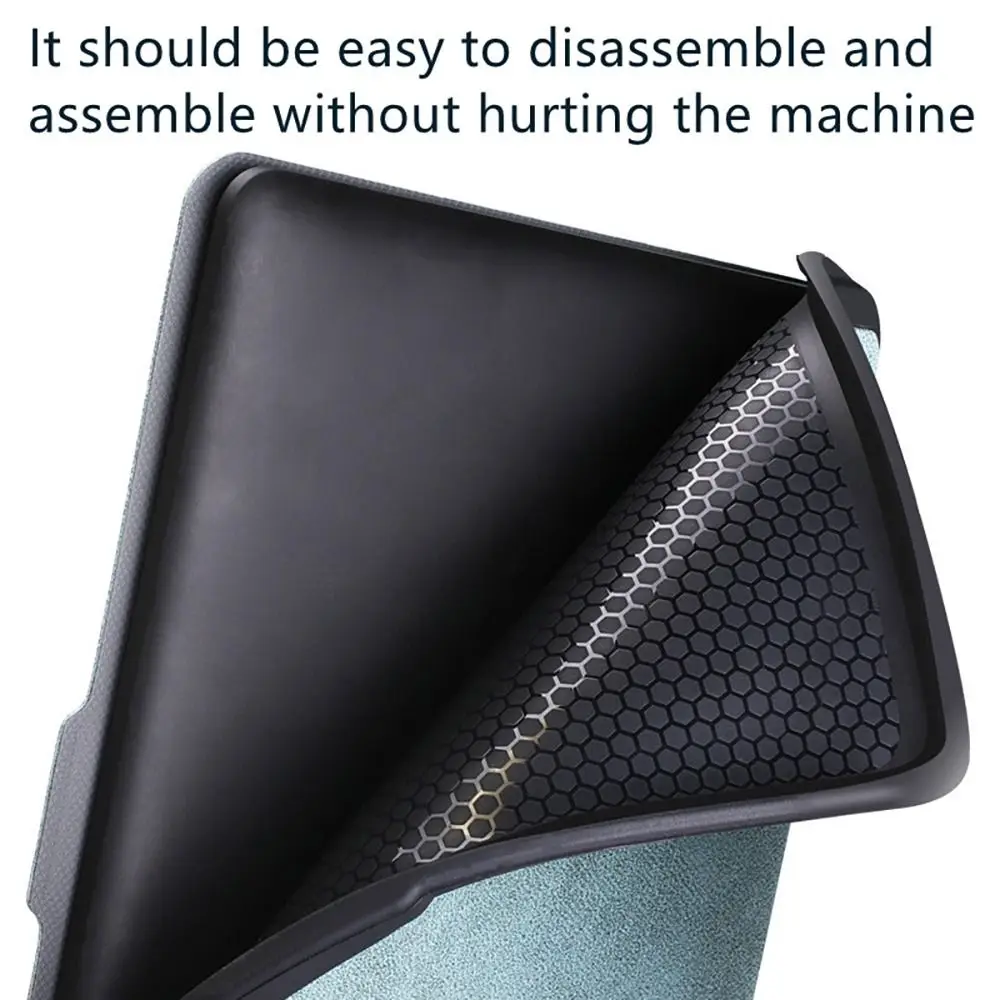 Funda puesta en Kindle sobre una mesa de café