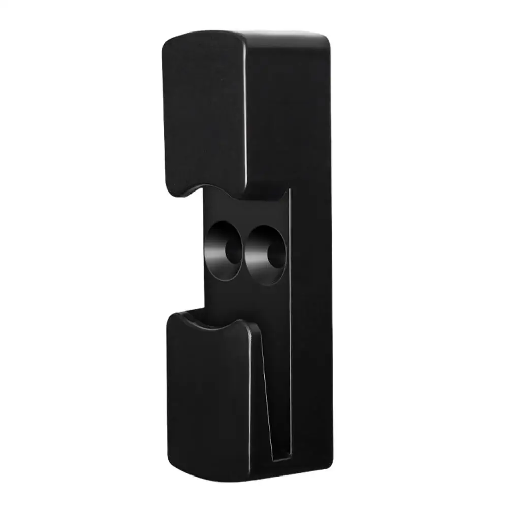 Soporte de pared para carretes pesca con varios carretes colocados