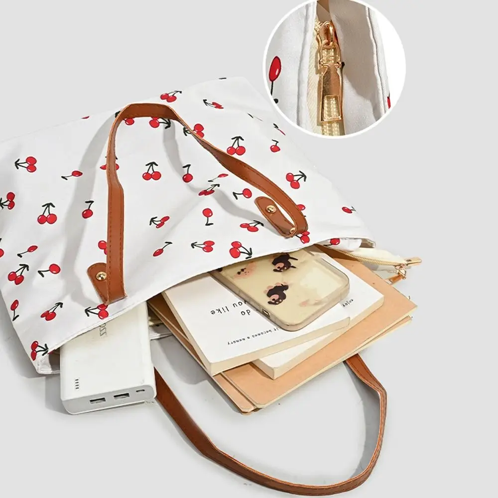 Bandolera de lona con estampado cerezas para viaje diario - imagen 5