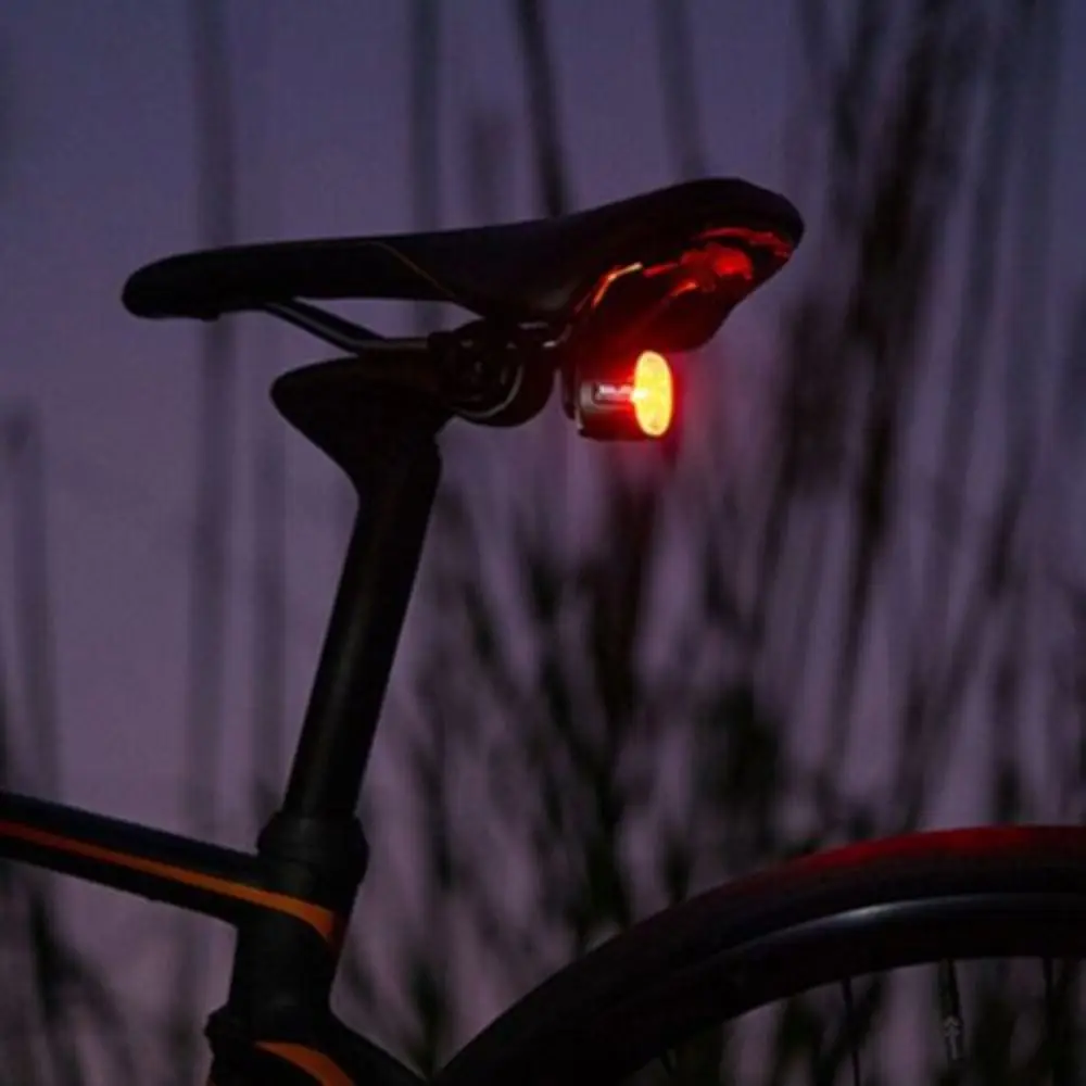 Soporte de montaje y ajuste en la bicicleta