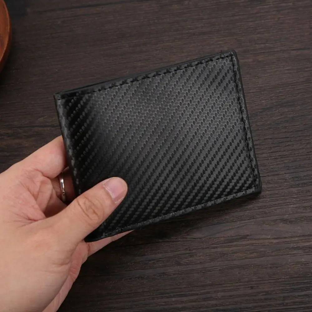 Cartera corta de cuero PU negra con fibra de carbono y doble pliegue - imagen 3