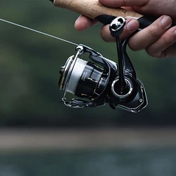 Carrete giratorio DAIWA FREAMS 26 – Arrastre 12 kg para agua salada